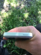 Apple iPhone SE. �/�, 32 ��, �����, 4G LTE, NFC