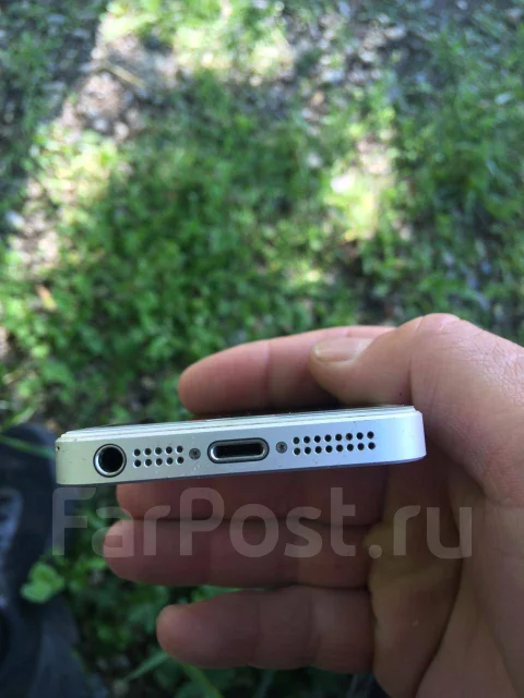 Apple iPhone SE. �/�, �����, 4G LTE, NFC ����