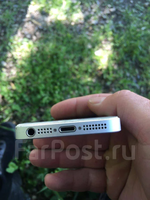 Apple iPhone SE. �/�, �����, 4G LTE, NFC ����