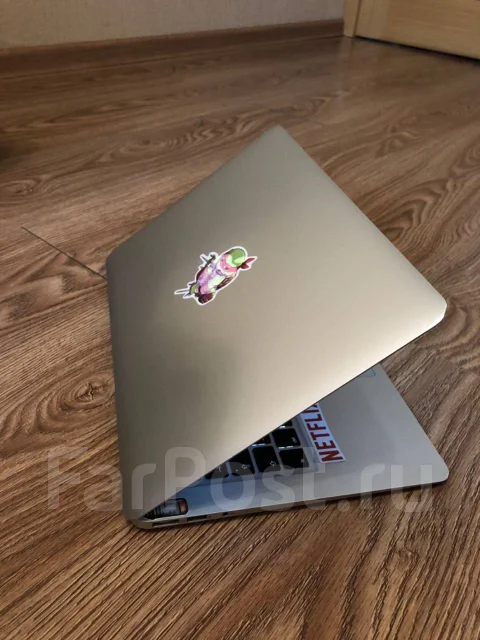 Apple MacBook Air 13 2012 Mid. 13.3", 1,8����, ��� 4 ��, ���� 256���, WiFi: 1, Bluetooth: 1, ����������� �� 5��. ����
