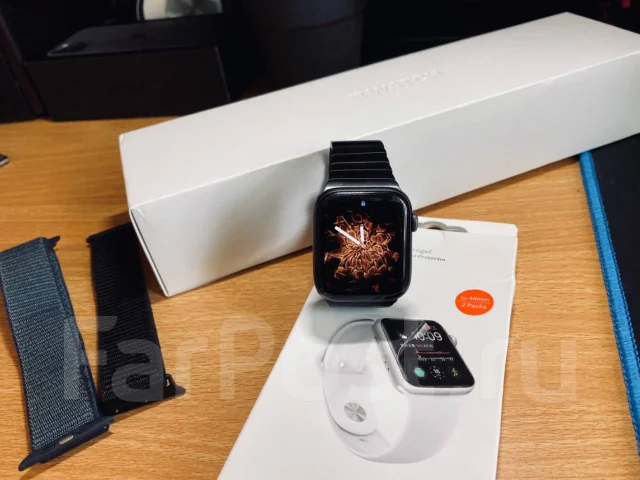 Apple Watch Series 4. GPS, NFC, SIM-�����, IP67, IP68 ����