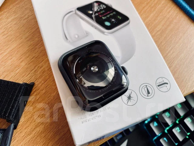 Apple Watch Series 4. GPS, NFC, SIM-�����, IP67, IP68 ����