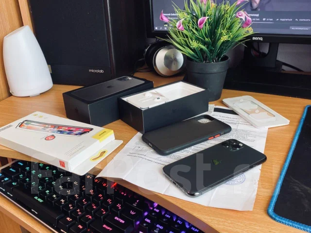 Apple iPhone 11 Pro. �/�, �����, 3G, 4G LTE, Dual-SIM, ����������, NFC ����
