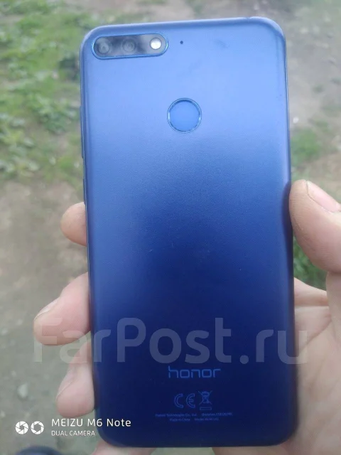 Honor 7C. �/�, �����, ������, 3G, 4G LTE, Dual-SIM, ����������, ���������, NFC ����