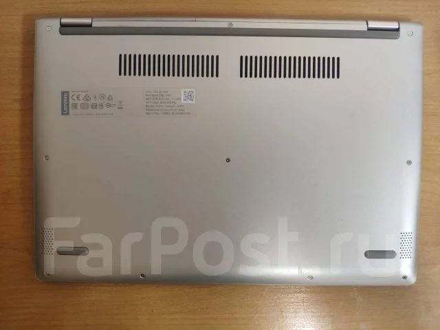 Lenovo Yoga. 14", 2,3����, ��� 4 ��, ���� 128���, WiFi: 1, Bluetooth: 1, ����������� �� 5��. ����