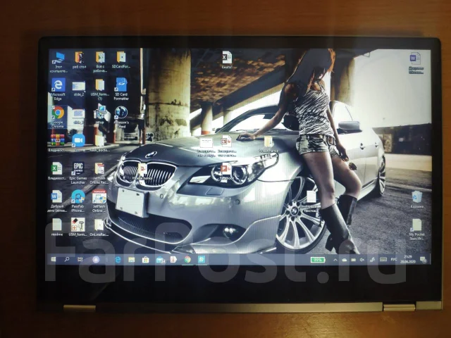 Lenovo Yoga. 14", 2,3����, ��� 4 ��, ���� 128���, WiFi: 1, Bluetooth: 1, ����������� �� 5��. ����
