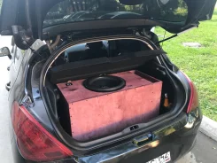 Soundstream ����