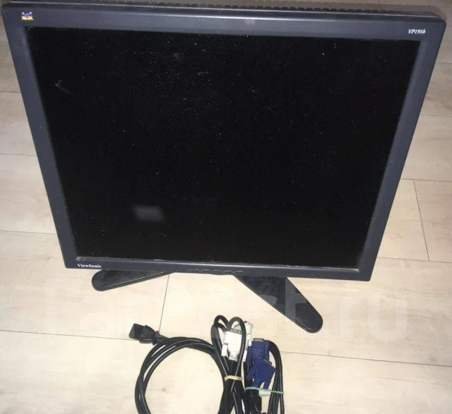 ViewSonic. 19" ����