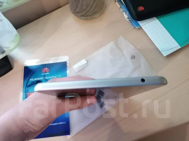 Huawei MediaPad T3 ����