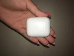 Apple AirPods