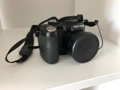 Fujifilm FinePix S2950. ���: 14� � ����� ����