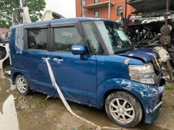 Honda N-BOX ����