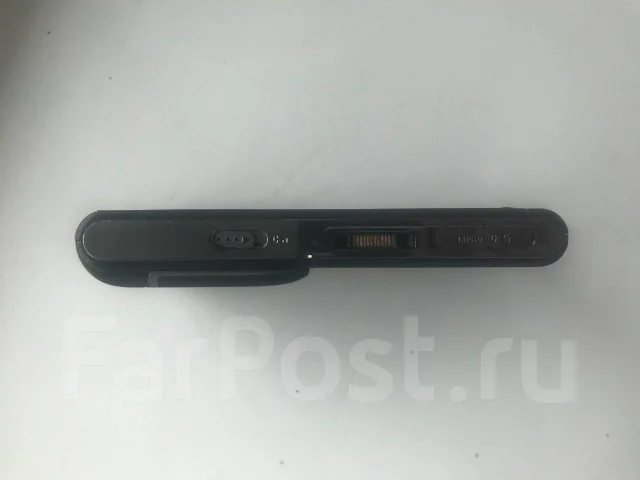 Sony Ericsson Satio. �/�, �� 8 ��, ������, 3G ����