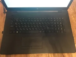 HP 17-ak040ur. 17.1", 2,5����, ��� 4 ��, ���� 500���, WiFi, Bluetooth, ����������� �� 10��. ����