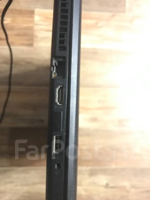 HP 17-ak040ur. 17.1", 2,5����, ��� 4 ��, ���� 500���, WiFi: 1, Bluetooth: 1, ����������� �� 10��. ����