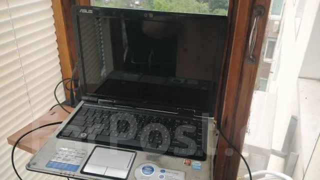 Asus F80S. 15.6", 1,9����, ��� 3072 ��, WiFi: 1, Bluetooth: 1 ����