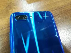Honor 10. �/�, �����, 3G, 4G LTE, Dual-SIM, NFC ����