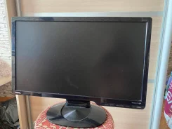 BenQ. 16" ����