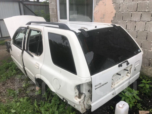 Isuzu Wizard. UES25FW, 6VD1 ����