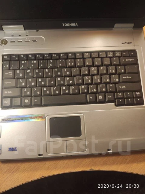 Toshiba Satellite L20. 15", 1 860����, ��� 512 ��, ���� 60���, WiFi: 1, Bluetooth: 1, ����������� �� 1��. ����