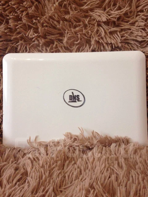 DNS Mini. 10", 1,3����, ��� 1024 ��, WiFi: 1, Bluetooth: 1 ����
