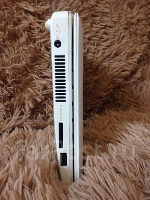 DNS Mini. 10", 1,3����, ��� 1024 ��, WiFi: 1, Bluetooth: 1 ����