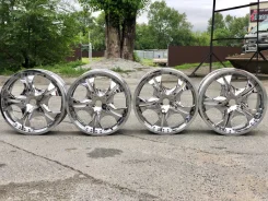 ������ �������� ���� ����� R20 � ���. ��������� - Prado, Surf � �. �. x20", 6x139.7, ET20 ����