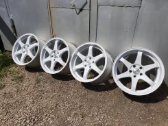 Kyowa. 8.0/9.0x18", 5x114.3, ET15/20 ����