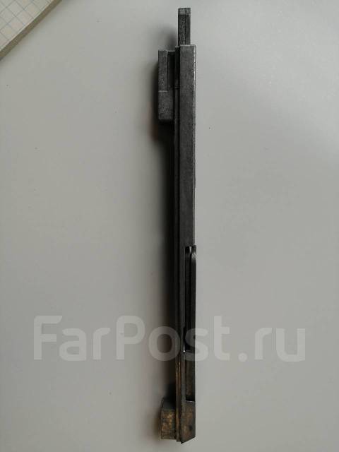 Шпингалет для пластиковых дверей, новый, в наличии. Цена: 870₽ во ...