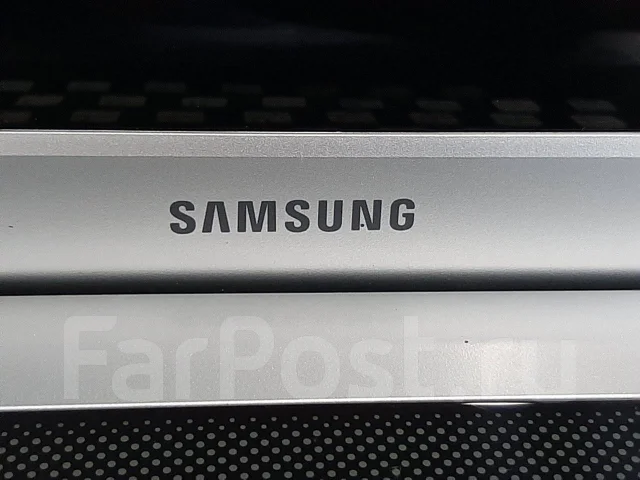 Samsung R518. WiFi: 1, Bluetooth: 1 ����