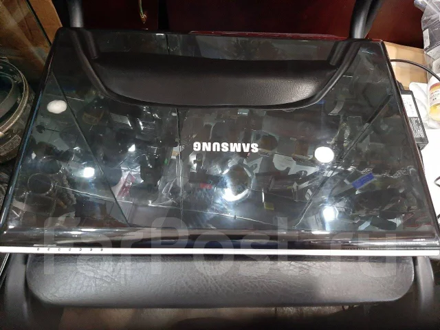 Samsung R518. WiFi: 1, Bluetooth: 1 ����