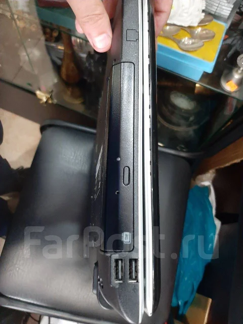 Samsung R518. WiFi: 1, Bluetooth: 1 ����