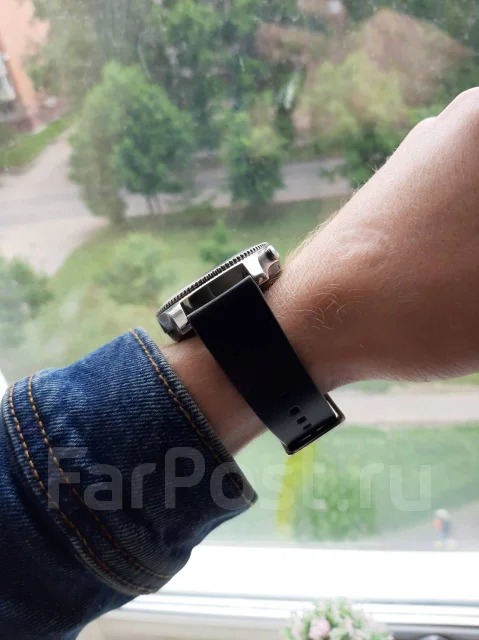 Samsung Gear S3 Classic. GPS, NFC, IP68 ����