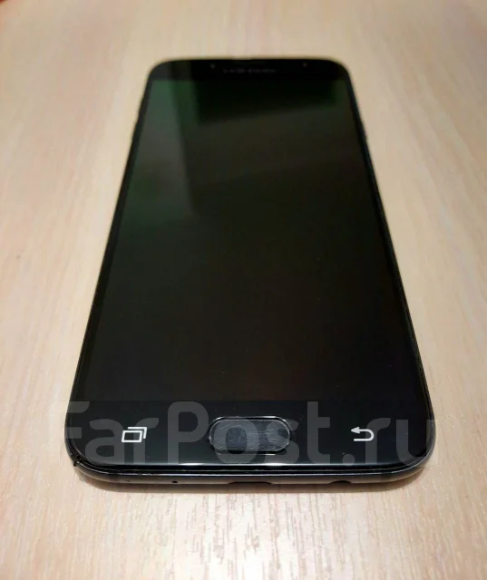 Samsung Galaxy J7 2017. �/� ����