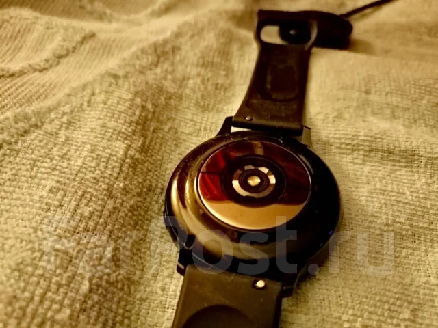 Samsung Galaxy Watch Active2. GPS, NFC, IP67, IP68 ����