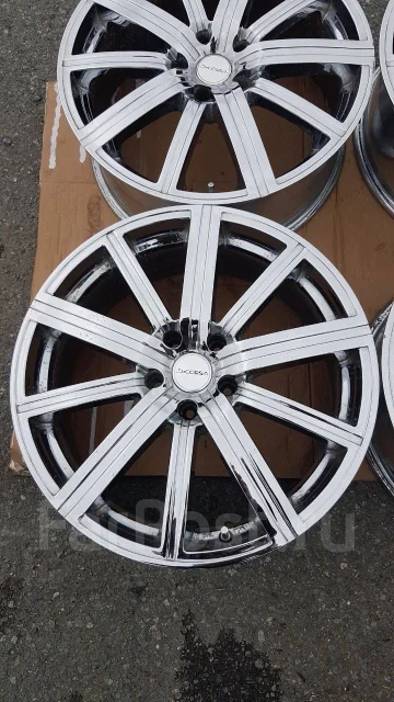 Decorsa. 8.0x19", 5x114.3, ET40, �� 72���. ����