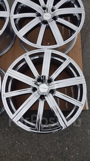 Decorsa. 8.0x19", 5x114.3, ET40, �� 72���. ����