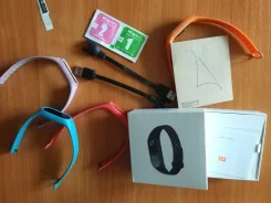 Xiaomi Mi Band 2 ����
