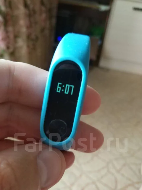 Xiaomi Mi Band 2 ����