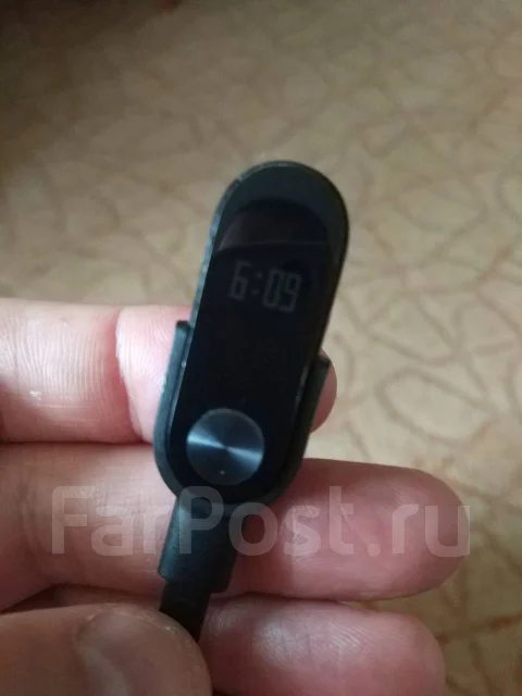 Xiaomi Mi Band 2 ����