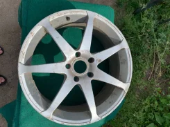 AVS Model 7. x18", 5x114.3 ����