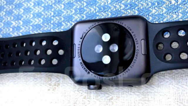Apple Watch Series 3 Nike+. GPS, NFC, IP67, IP68 ����