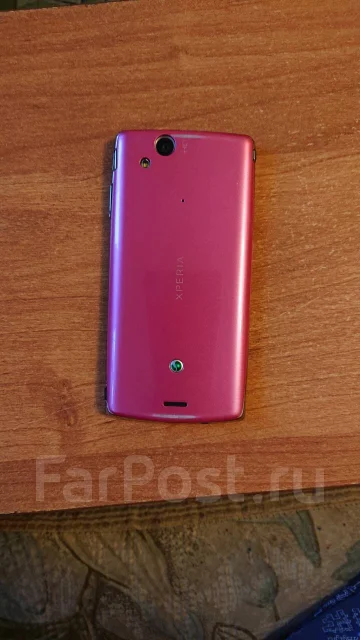 Sony Ericsson Xperia Arc S. �/�, �� 8 ��, �������, 3G ����