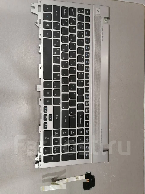Acer Aspire V3-551. 15.6", 3,2����, ��� 6 ��, WiFi: 1, Bluetooth: 1, ����������� �� 1��. ����