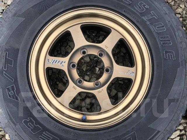 RAYS Volk Racing TE37X. 7.0x16", 6x139.7, ET25 ����