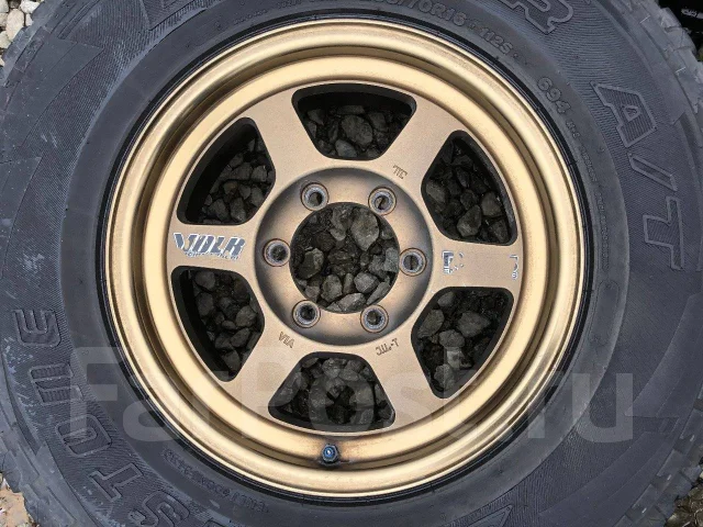 RAYS Volk Racing TE37X. 7.0x16", 6x139.7, ET25 ����