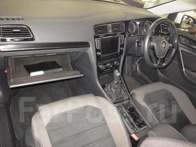 Volkswagen Golf. �������, ��������, 1.4 (140��.�.), ������, 31 000����. ��, �/�. ��� ����� �� ������������ ����