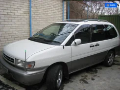 Nissan Prairie Joy. PNM1103748, SR20 915944A ����