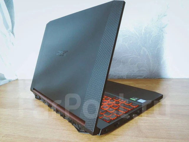 Acer Nitro 5 AN515-54. 15.6", 2,3����, ��� 8 ��, ���� 512���, WiFi: 1, Bluetooth: 1, ����������� �� 3��. ����
