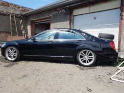 Mercedes-Benz S-Class ����